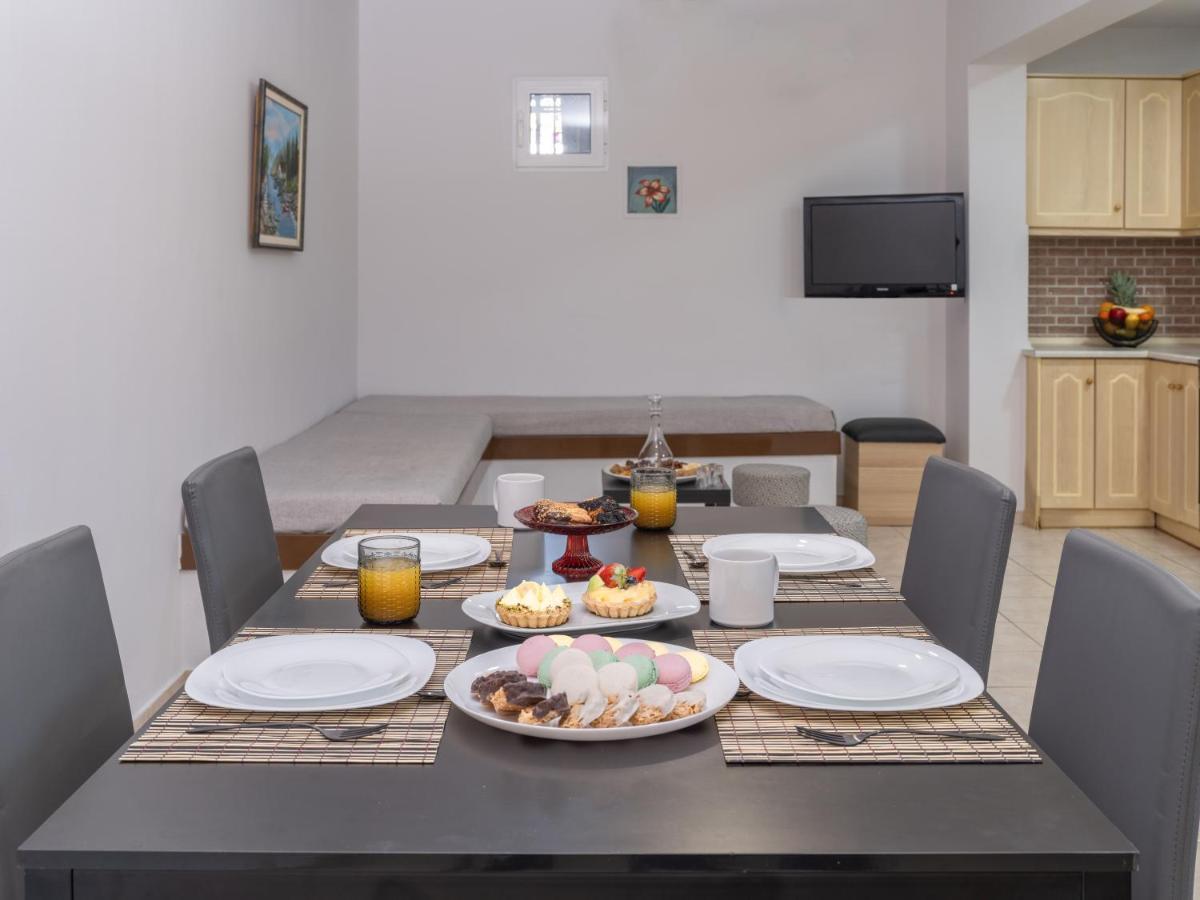 Aelia Home Buitenkant foto
