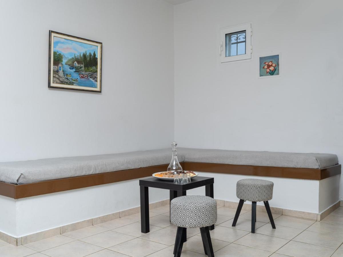 Aelia Home Buitenkant foto